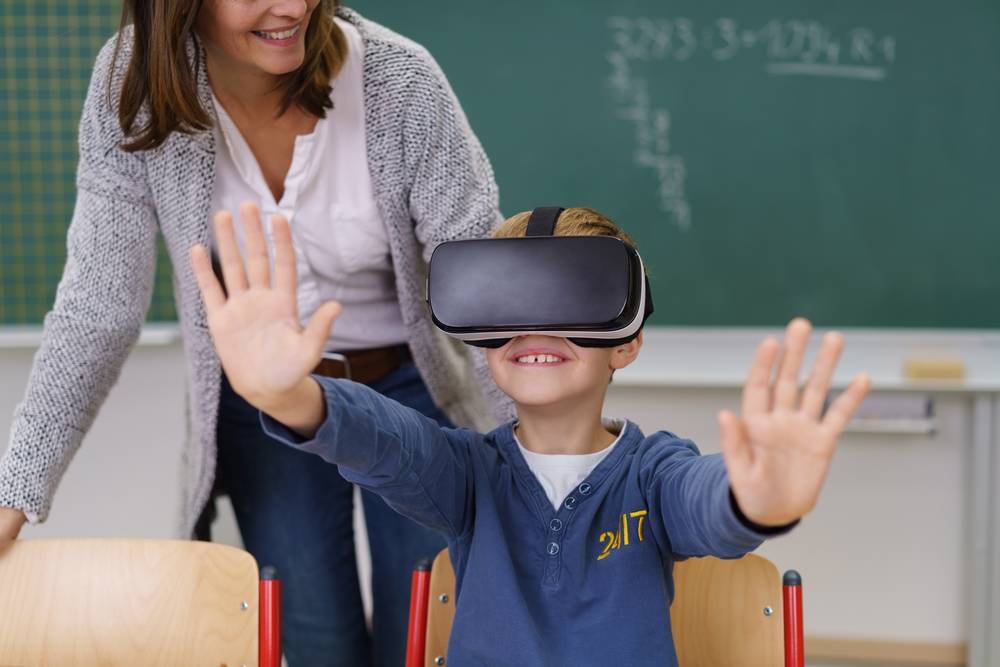 The Advantages of Virtual Reality in Schools