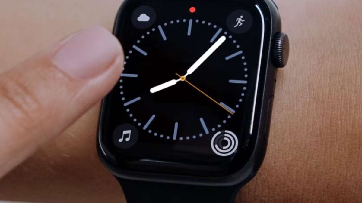 What is a Red Dot on an Apple Watch, and How Do I Get Rid of It?