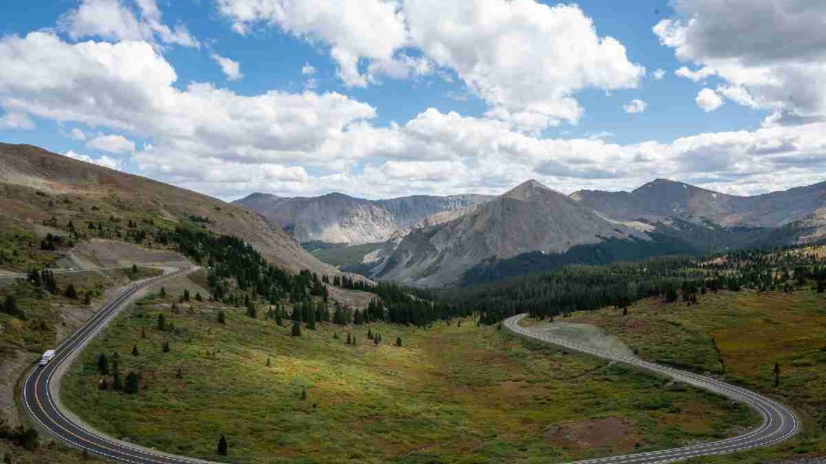 Bearfoot Theory Outdoor Adventure for the Everyday Explorer