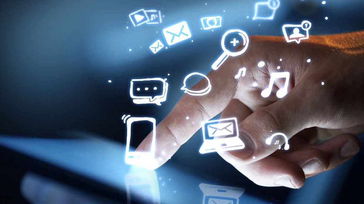 Best 6 Excellent Advantages of Online Marketing