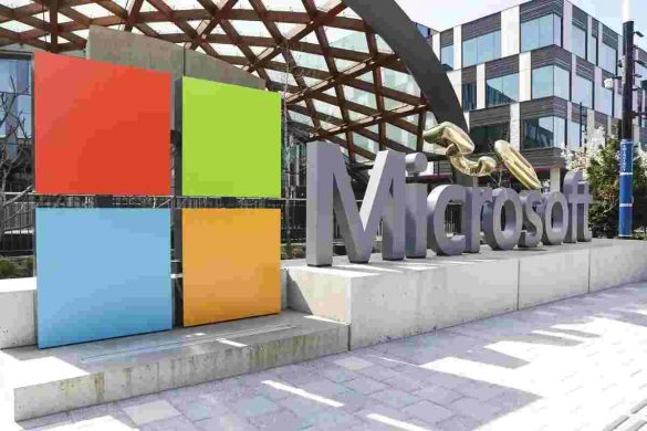 Microsoft salesforce covid19 aprilstreetjournal Team Struggling Businesses