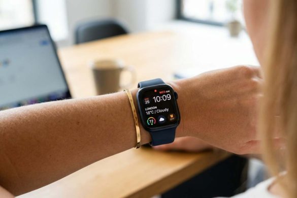 red dot on an apple watch